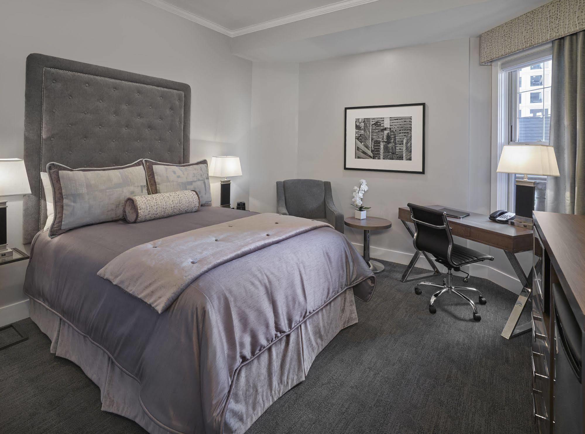 Union Bank Inn Edmonton Esterno foto