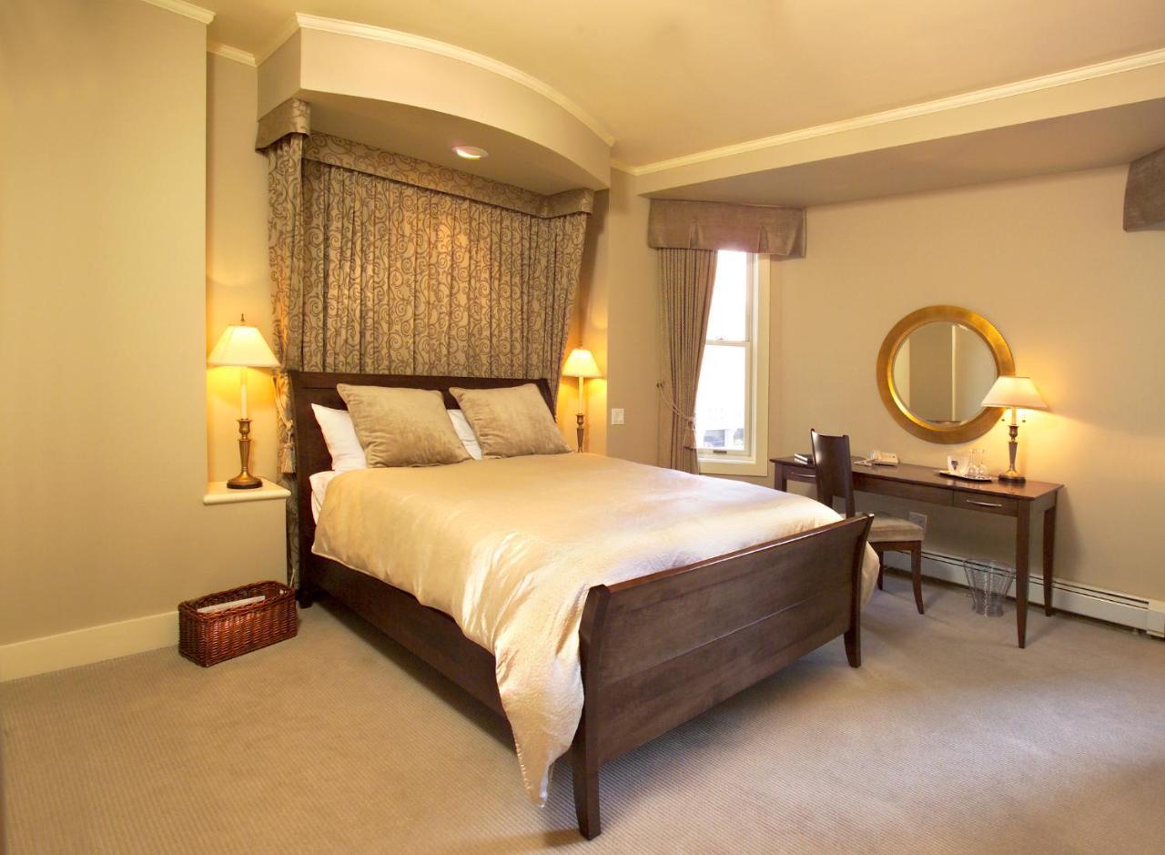 Union Bank Inn Edmonton Esterno foto